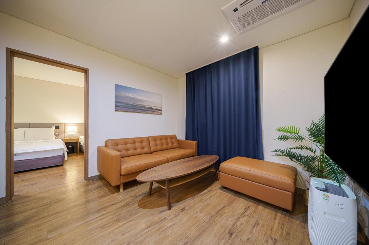 גייאונגג'ו Mtm Family Hotel מראה חיצוני תמונה