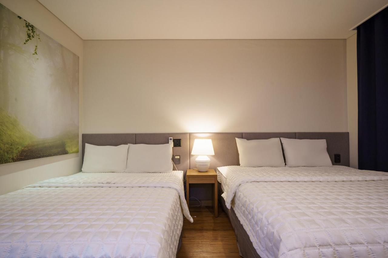 גייאונגג'ו Mtm Family Hotel מראה חיצוני תמונה