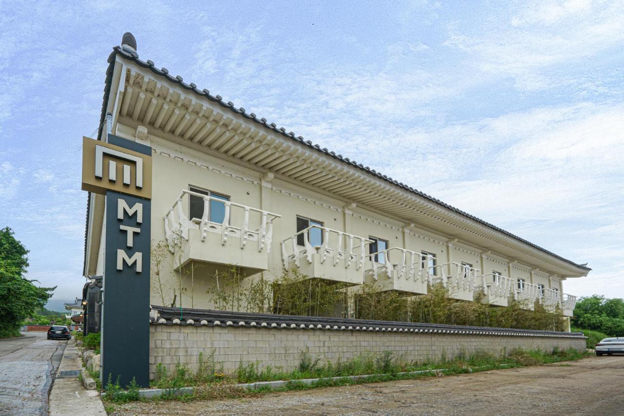 גייאונגג'ו Mtm Family Hotel מראה חיצוני תמונה